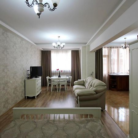 Luxary Apartment Near Opera & Cascade! Yerevan Exterior photo