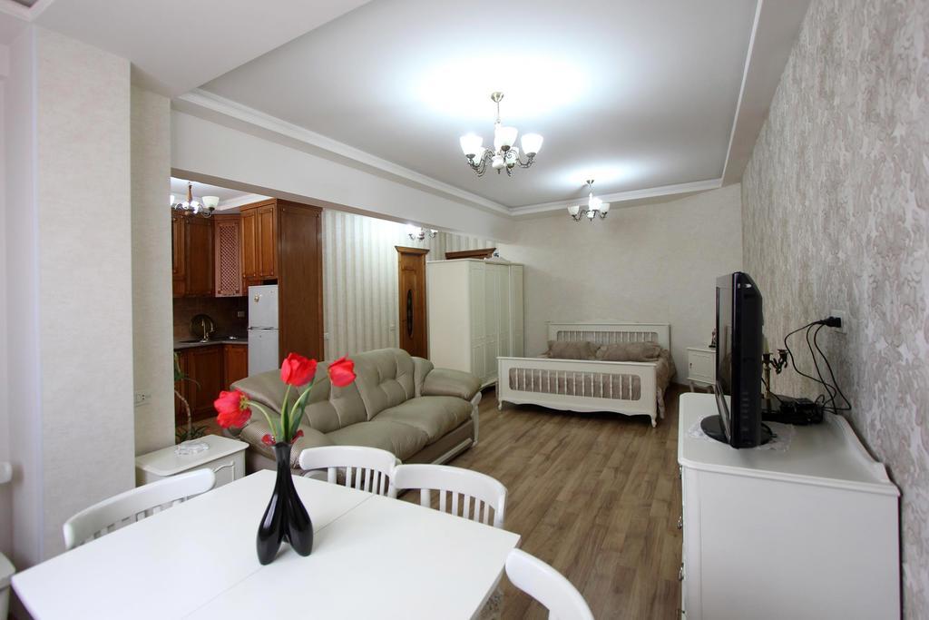 Luxary Apartment Near Opera & Cascade! Yerevan Exterior photo