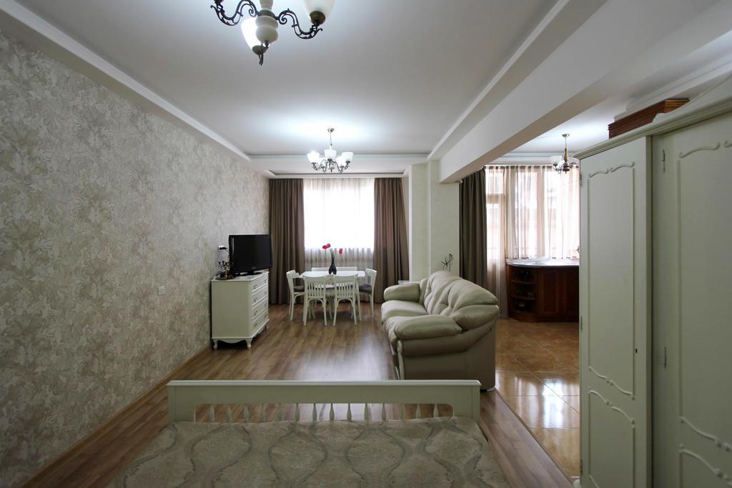 Luxary Apartment Near Opera & Cascade! Yerevan Exterior photo