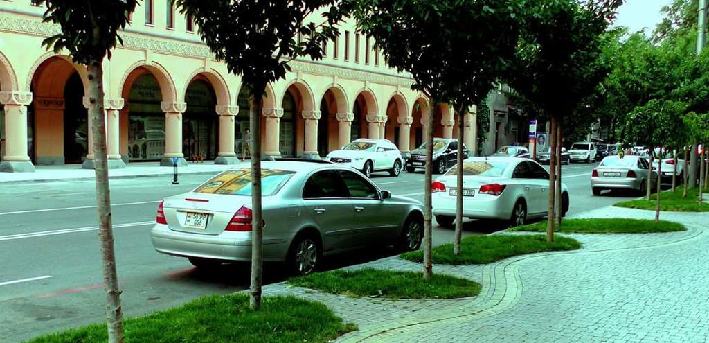 Luxary Apartment Near Opera & Cascade! Yerevan Exterior photo